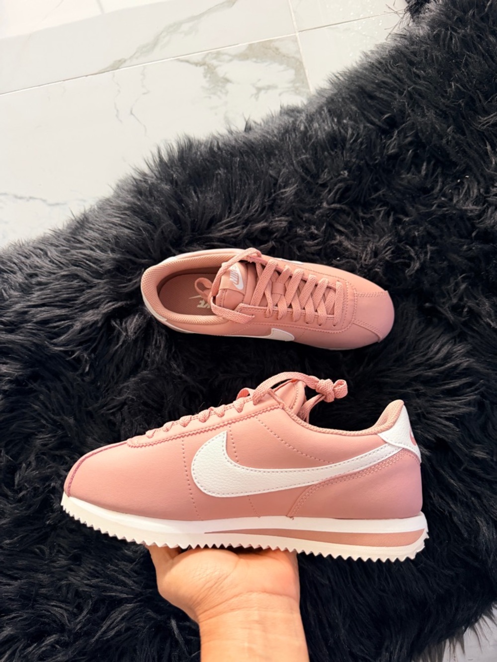 Nike Cortez - Picture 6 of 13